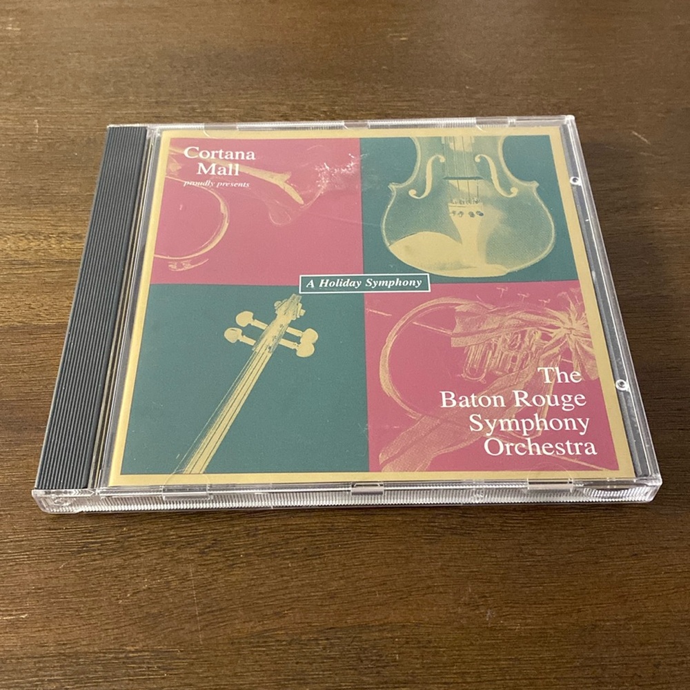 Cortana Mall Proudly Presents A Holiday Symphony CD Conducted by Timothy Bergman